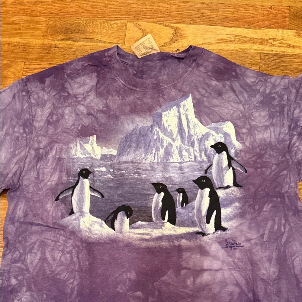 *NWT* The Mountain Purple Penguin Short Sleeve Tee